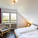 Doppelhaushaelfte Op De Geest Böhl