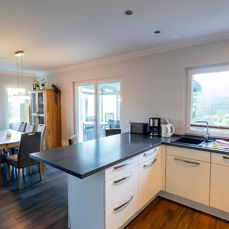 Дом отдыха Doppelhaushaelfte Op De Geest Bohl