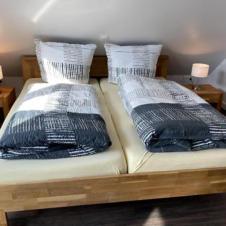 Doppelhaushaelfte Op De Geest * Bohl