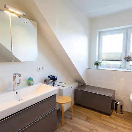 Doppelhaushaelfte Op De Geest Дом отдыха *