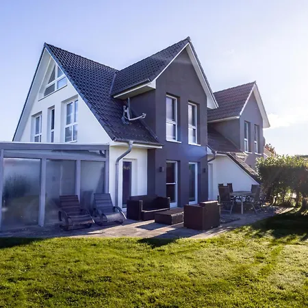 Doppelhaushaelfte Op De Geest 度假居 *