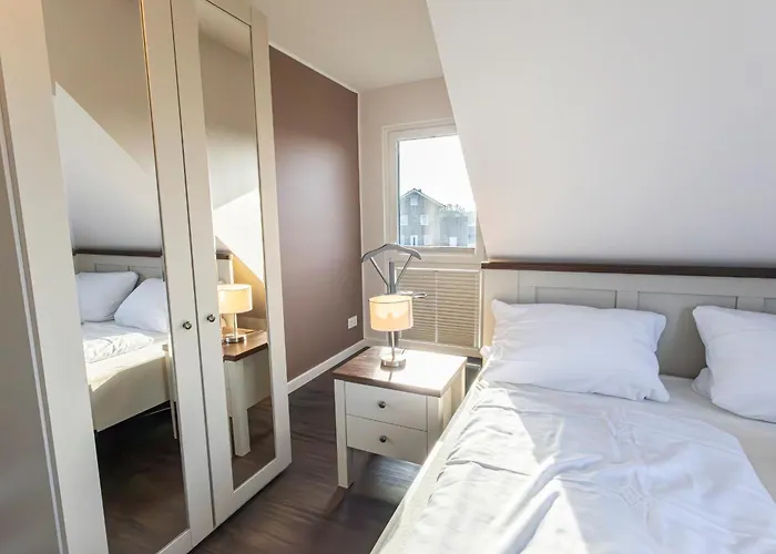 Doppelhaushaelfte Op De Geest *