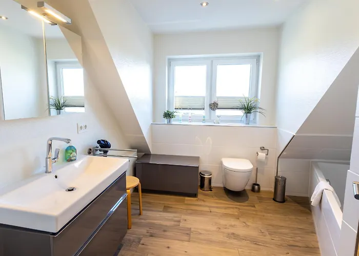 Doppelhaushaelfte Op De Geest * 圣彼得奥尔丁